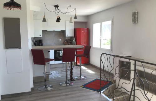 Villa Azur - 2 pièces rez-de-jardin dans une maison avec piscine - Foto 9