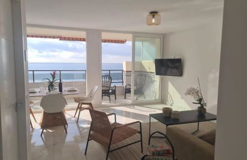 Malaga Sunshine Rentals - Beach Front Penthouse II - Fuengirola - Foto 4