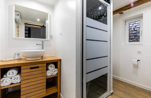 L'étoile - 3 Chambres de Charme & Jacuzzi - Photo 42