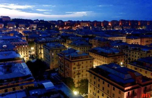 Suite Lambruschini central with top city view - Free covered parking - Foto 37