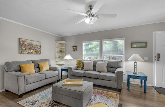 Beachin' Fun - Photo 8