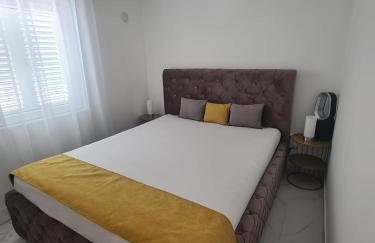 Apartmani Ruzmarin - Foto 9