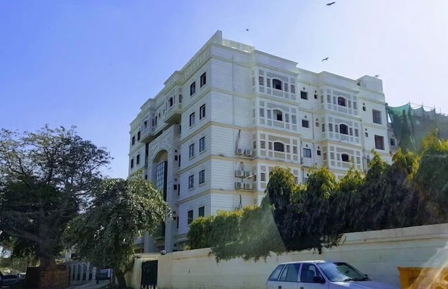 Grand Luxury Apartments - Photo 17