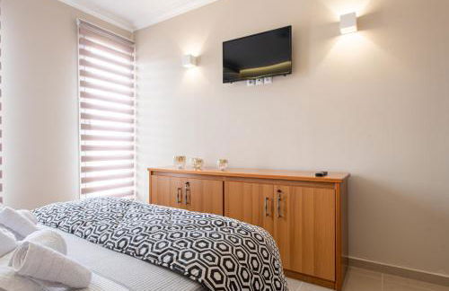 Veria Panorama Luxury Suite With Garden. - Photo 35