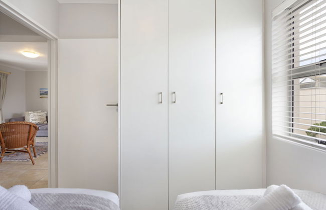 Big Bay Beach Club 22 by HostAgents - Photo 6