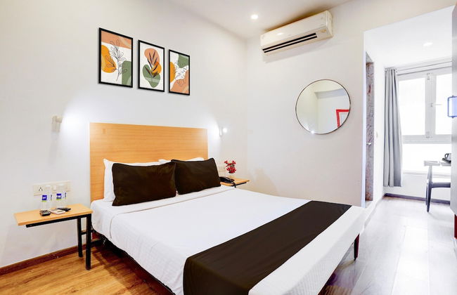 Blissful Stays at The Habitat Khar Mumbai - Photo 7