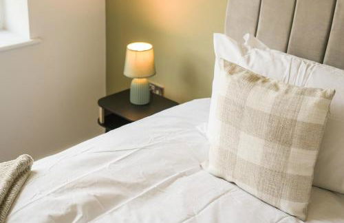 Yasmin's Townhouse - Sleeps upto 10, great for groups with FREE Parking - Hosted by Stay Host Save - Foto 9