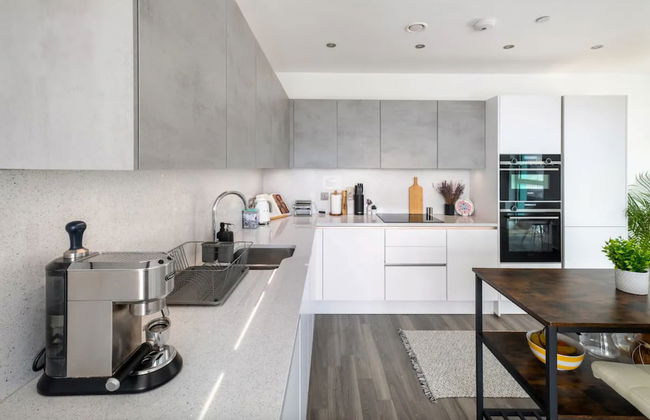 Stylish London Flat - Private Terrace - City View - Foto 12