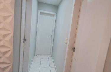 Apartamento com AR Condicionado splint, condomínio com piscina 2 Qts, próximo à praias e ao pavilhão de Carapina com portaria 24h - Foto 25