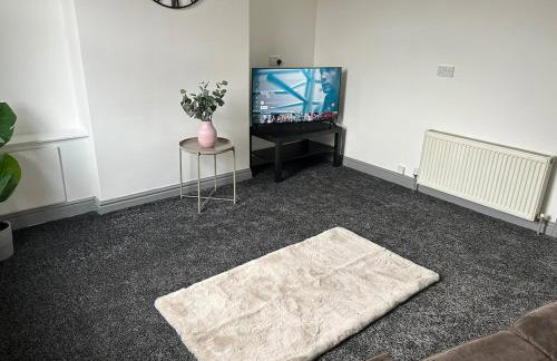 Spacious Apartment near train station with a parking space - Foto 7