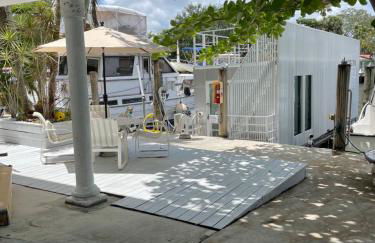 Unique Houseboat Modern and New - Foto 14