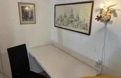 Casa Luna 6 min Hbf , Erdgeschosswohnung ,Altbau - Photo 8