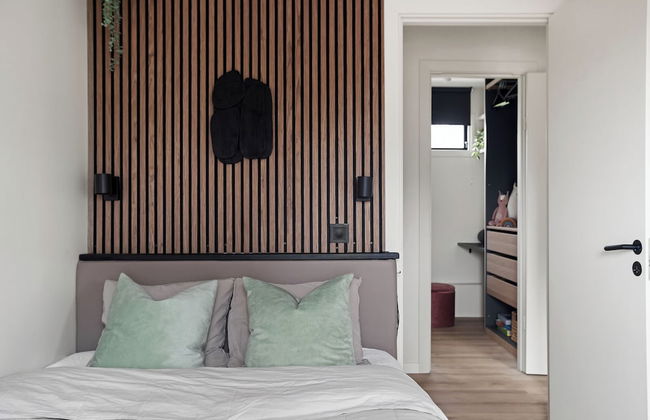 Home Away Apartments - Photo 2