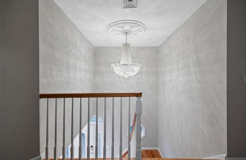 Huge Retreat w Alaska King, Pool & Jacuzzi Tub Indoor - Foto 58