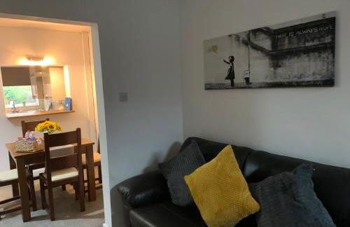 Angies 2 bed home in Eccleston near Liverpool sleeps 5 - Foto 3