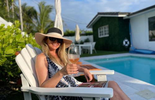 Luxury Home with Heated Pool close to beaches - Foto 45