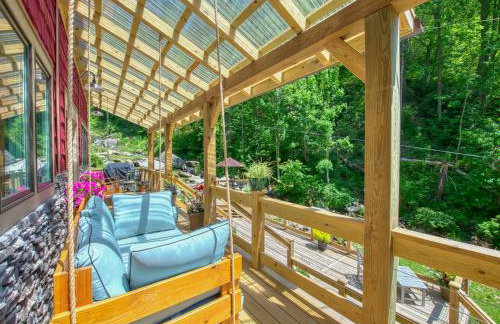 Windows Over Waterfalls - Foto 36