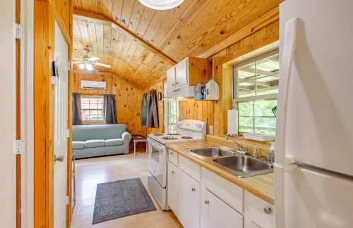 Serene Clarkson Cabin about 4 Mi to Nolin Lake Access! - Foto 10