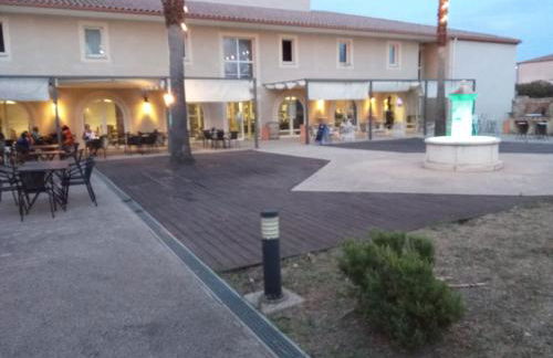 Maison camargaise - Photo 2