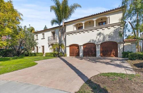 5800 sq ft Gorgeous Tarzana 7 bedroom 9 bathroom home with pool and hot tub - Foto 13