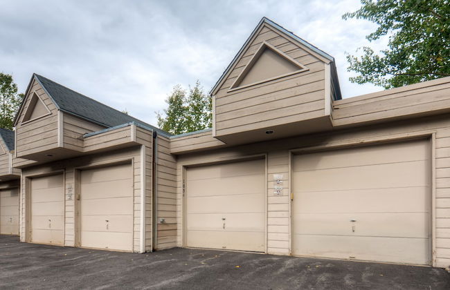 River Glen Condos by CRMR - Foto 39