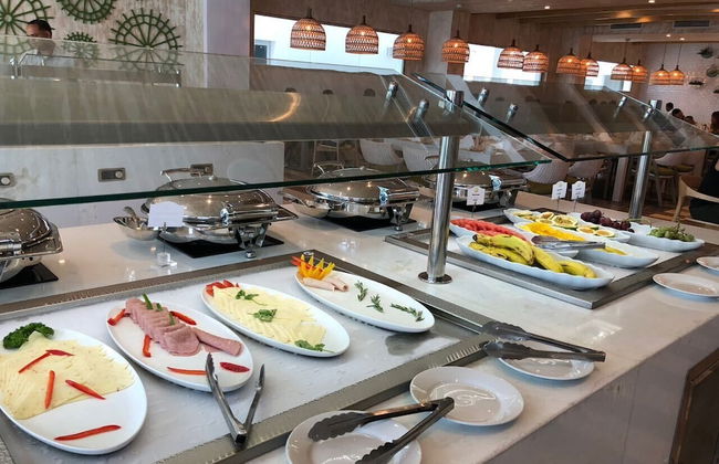 Luxury Penthouse & Imperial Suites - Photo 35