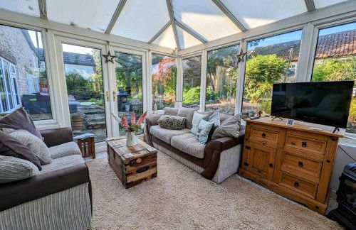 Rural cottage! Wood-fired hot tub Bliss awaits - Photo 9