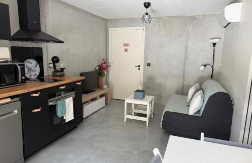 Gites Les Rochers de Plaisians avec piscine privée - Foto 27
