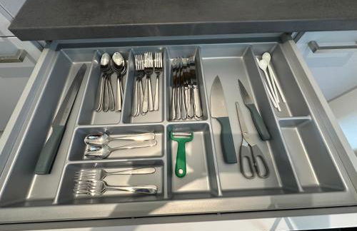 2 Zi Wohnung, zentrale Lage mit Parkplatz, 15 min vom Hbf Hamburg - Foto 24