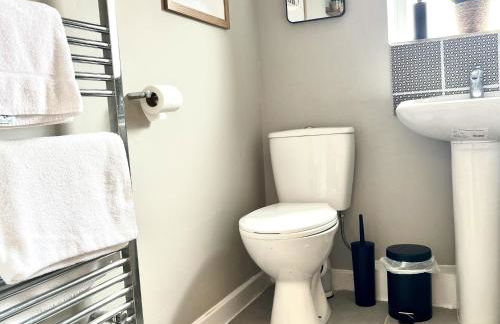 Sleeps 2 -Central Ellesmere -Parking - PetFriendly - Foto 23