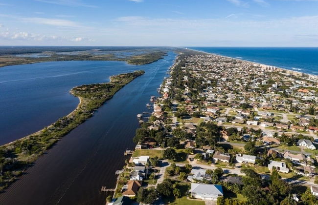 Amazing Pet Friendly 3 Bed House - Heated Pool 3 Bedroom Home by RedAwning - Foto 30