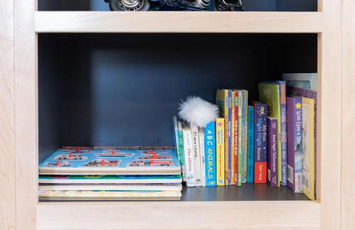 Large Luxury Home with Media Room and Game Room - 10 mins to Campus & Stadium - Foto 14