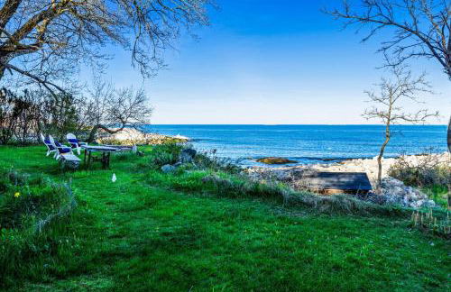 Rustic Rockport Cottage - Foto 2