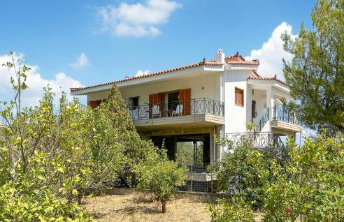 Lovely Home In Kamari Xylokastro - Foto 2