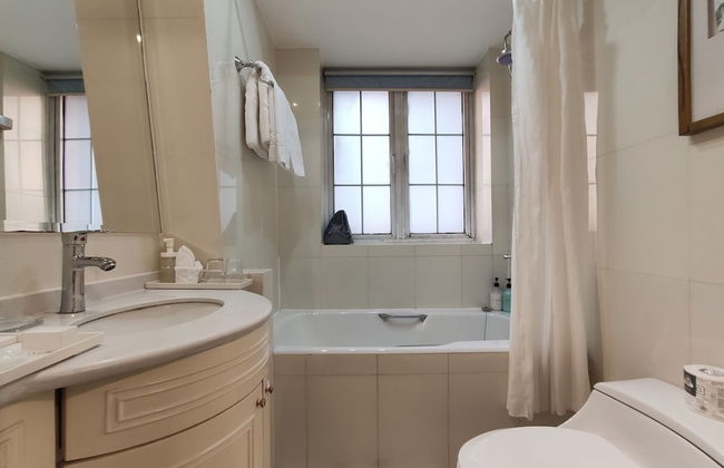 Ladoll Service Apartment - Photo 9