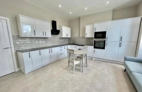 Brand New Lovely Flats by the Forest Tram Stop in Nottingham - Foto 6