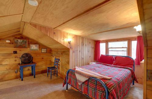 Blue Ridge Hideaway! Cabin with Hot Tub and Views - Foto 14