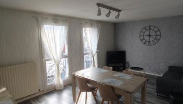 LENS, Bel appartement lumineux spacieux en centre ville 3 chambres - Foto 3