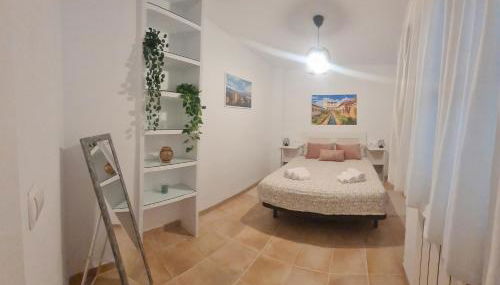Casita céntrica y tranquila junto a la Catedral de Granada - Foto 2