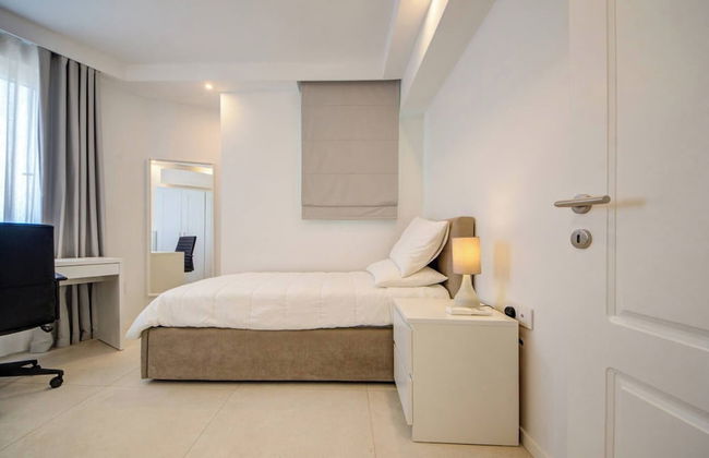 Luxury Penthouse With Private Pool and sea Views, Sleeps 6 - Photo 8