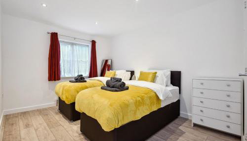 Entire modern 2 Bedroom 2 bathroom Flat in Pinner - Foto 3, towels