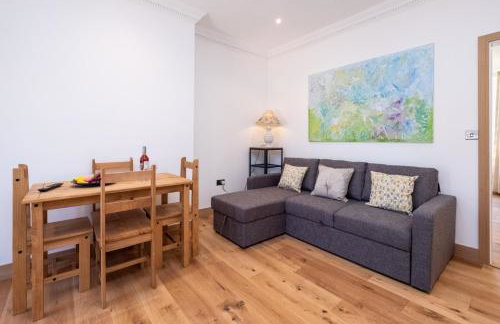 Birch - Three Tuns Apartments - Pettistree, Wickham Market - by Aldeburgh Coastal Cottages - Foto 1