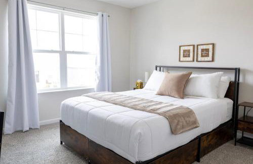 Holistic Campus Rental, LLC - Private Bedrooms in Shared Home with Shared Kitchen - Foto 6