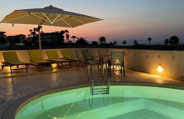 White&Blue Beachfront Luxury Suite - Foto 14