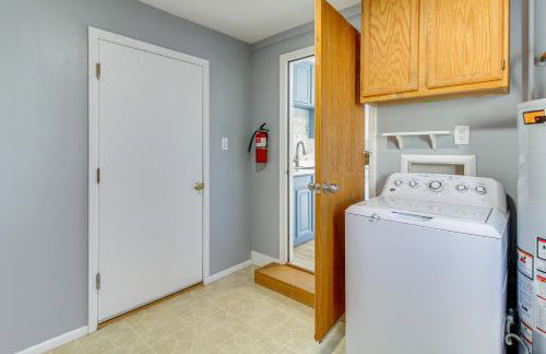 Cozy Home with Grill and Games in Albuquerque! - Photo 22