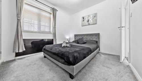 2-Bed House, Bromley, Free Parking, 30 min to Central London - Sleeps 6 - Foto 1