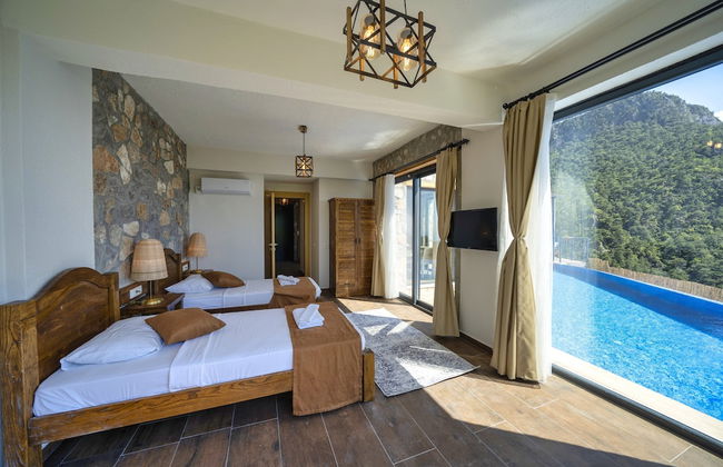 Villa Pine Private Located in a Quiet and Picturesque Location - Photo 5