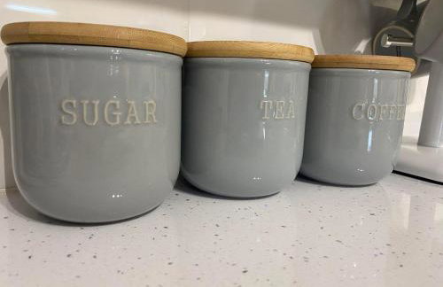 The Retreats 2 Kenfig Hill Pet Friendly 2 Bedroom Flat with King Size bed twin beds and sofa bed sleeps up to 5 people - Foto 4