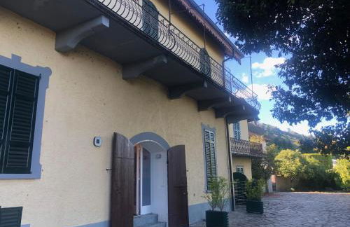 Villa Santa Chiara Lesa - appartamento vista lago con piscina - Foto 15