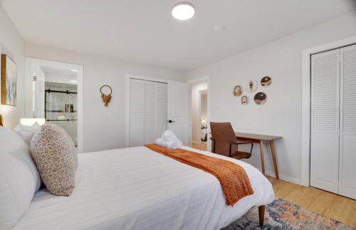 (NEW) Blue Mtn Poconos Retreat Htd pool pet frndly - Foto 21